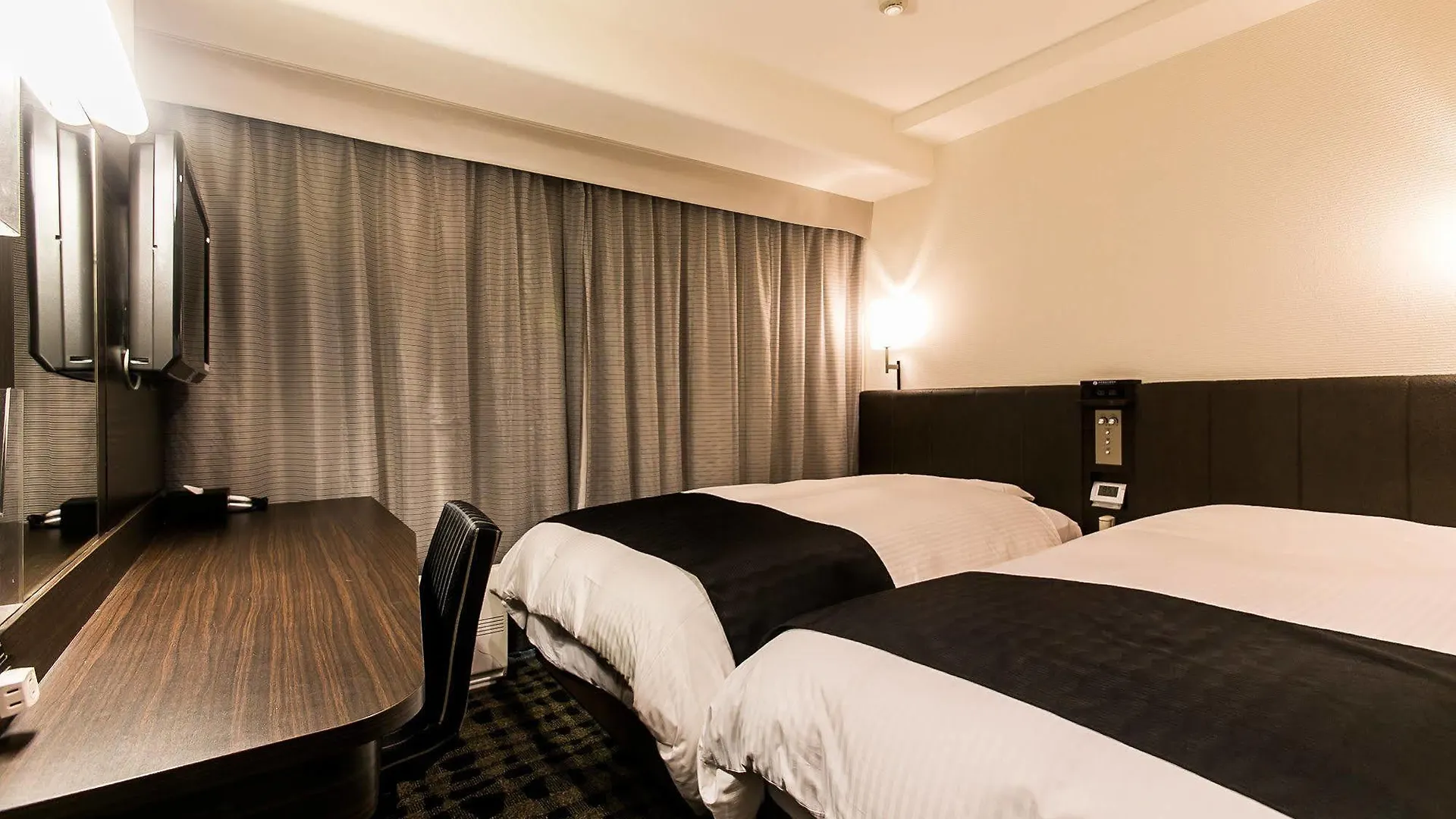 Apa Hotel Nagoya Sakae